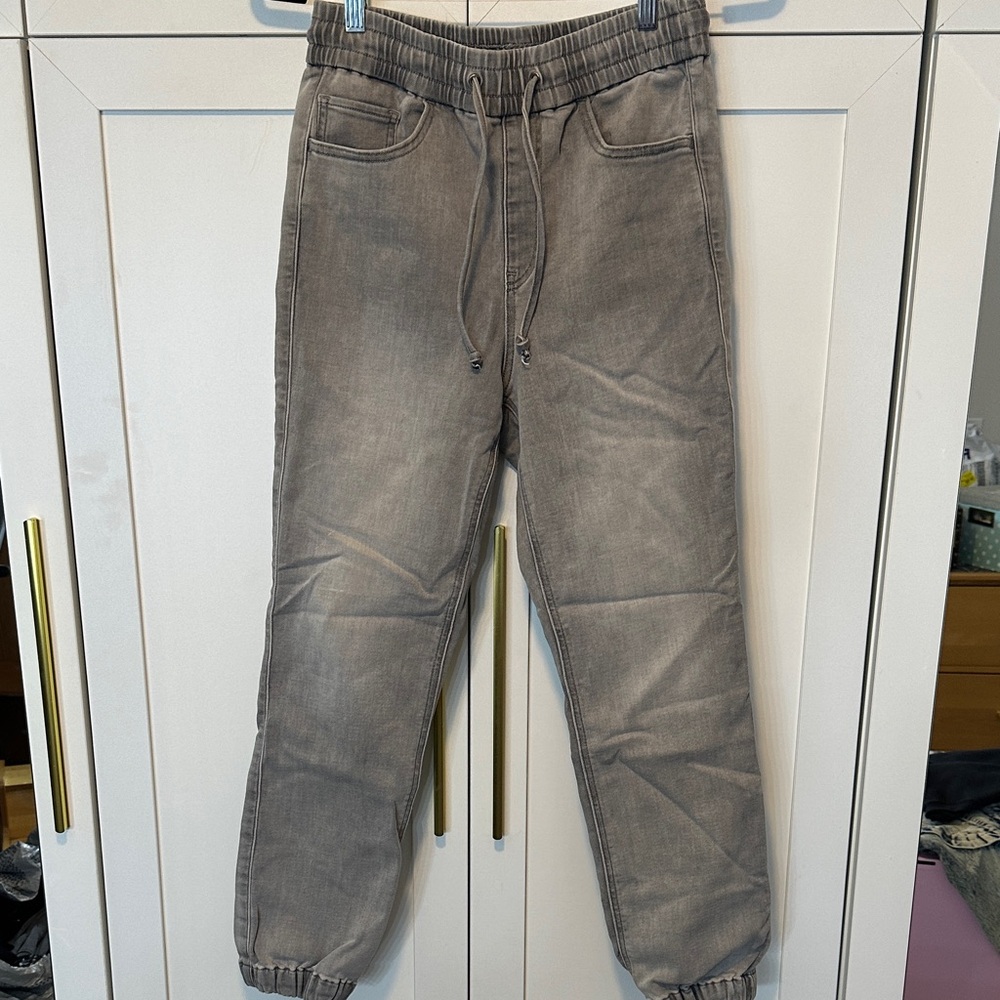 Express High Rise Jogger Jeans in Gray